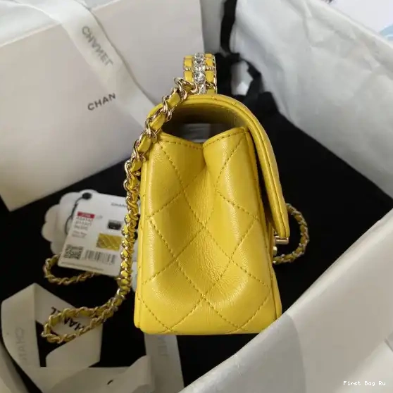 First Bag Ru TOP CHANEL WITH BAG FLAP HANDLE-18CM 0518